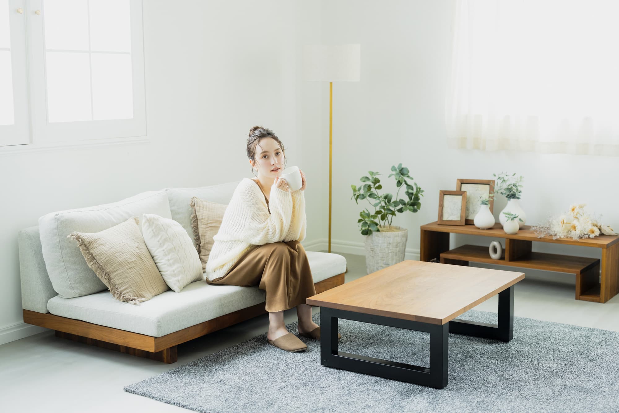 リビングでくつろぐ